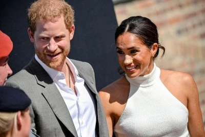 Prens Harry ve Meghan, 6 yıl sonra İngiltere'ye d&ouml;nd&uuml;