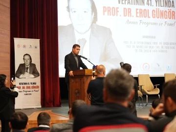 Prof. Dr. Erol G&uuml;ng&ouml;r vefatının 41. yılında D&uuml;zce&rsquo;de anıldı

