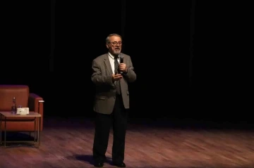 Prof. Dr. Naci G&ouml;r&uuml;r: &ldquo;İzmir&rsquo;de 7 b&uuml;y&uuml;kl&uuml;ğ&uuml;nde bir deprem 1 milyon 800 bin ton dinamit patlamasına denk&rdquo;