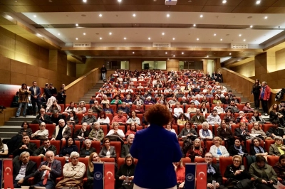 Prof. Dr. Nermin Abadan Unat Saygı ve &Ouml;zlemle Anıldı