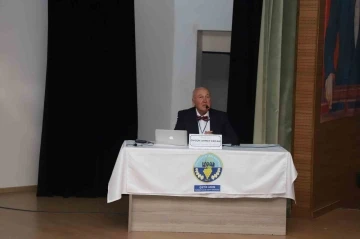 Prof. Dr. &Ouml;vg&uuml;n Ahmet Ercan: "Temel derinliği kısa evler intihar evleridir"