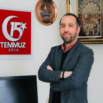 Prof. Dr. Palabıyık: &ldquo;Boykot, &uuml;niversite &ouml;ğrencilerinde k&uuml;lt&uuml;re d&ouml;n&uuml;şemedi. Markalar fiyat d&uuml;ş&uuml;rd&uuml; &ouml;ğrenciler satın aldı&rdquo;
