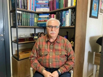Prof. Dr. Tevfik &Ouml;zl&uuml;: &ldquo;Sigara akciğer kanseri riskini 30 kata kadar artırıyor&rdquo;
