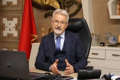 Prostat kanseri olduğunu belirten Nil&uuml;fer Belediyesi Eski Başkanı Turgay Erdem, mahkemeden tahliyesini talep etti