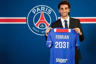 PSG, Ferran Torres&rsquo;i kadrosuna kattı