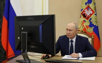 Putin, oyunu uzaktan kullandı