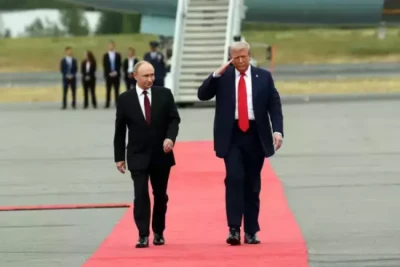 Putin ve Trump yıllar sonra yan yana 