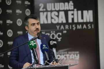 "2. Uludağ Kısa Film Festivali&rsquo;nde" &ouml;d&uuml;ller sahiplerini buldu

