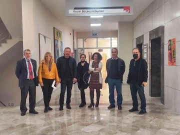 "2023 Arafta Buluşmalar&rdquo; sergisi a&ccedil;ıldı
