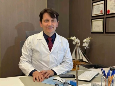 "85 yaş &uuml;zerinde olan her iki kişiden biri mutlaka işitme cihazı kullanması gerekiyor"
