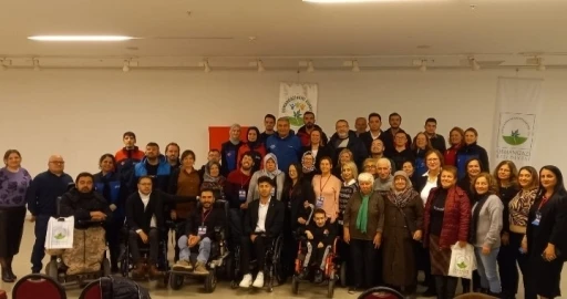 "Afetlerde engelsiz birlik" &ccedil;alıştayı Osmangazi&rsquo;de ger&ccedil;ekleştirildi