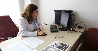 "Ağrı Tedavisinde Bitkisel Yaklaşımlar" kitabı raflarda