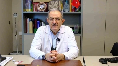 "Ayağımı artık kesin" diyen hasta, larva tedavisi ile y&uuml;r&uuml;yerek taburcu oldu
