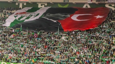 "Bursaspor taraftarı T&uuml;rkiye'nin en iyi taraftarıdır"