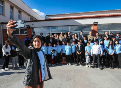 "Değer Erzincan" Erzincan&rsquo;da sporcu &ccedil;ocukların yetişmesine değer katıyor
