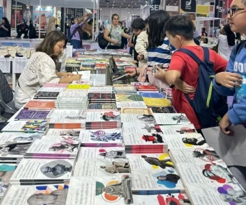 "Kehanetteki &Ccedil;ocuk-Suzan Orto" &ouml;ğrencilerle buluştu
