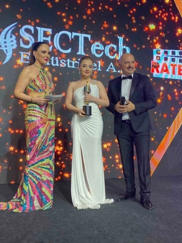 "Kristal Şehir Başarı &Ouml;d&uuml;lleri" sahiplerini buldu
