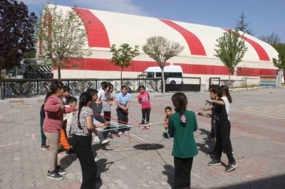 "Merkezim Her Yerde" projesiyle Davulga&rsquo;da renkli etkinlik
