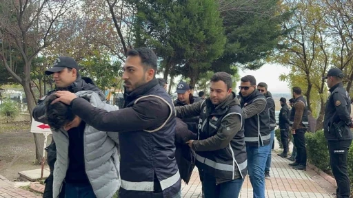 "Sazan Sarmalı" y&ouml;ntemiyle 10 milyon liralık vurgun yaptılar
