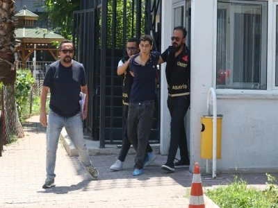 "Şeytanı &ccedil;ıkarmak i&ccedil;in ablalarımı &ouml;ld&uuml;recektim"