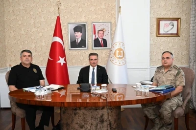 "Ter&ouml;rs&uuml;z T&uuml;rkiye" hedefini konuştular