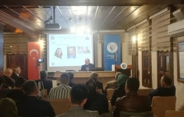 "T&uuml;rk toplumunun Almanya&rsquo;da uyum değil kabul edilme sorunu var"
