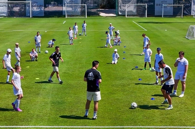 Real Madrid Futbol Okulu Regnum&rsquo;da