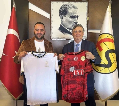 Real Madrid Vakfı&rsquo;ndan Eskişehirspor&rsquo;a ziyaret

