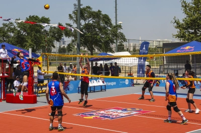 Red Bull Back Line&rsquo;da Final Heyecanı İstanbul&rsquo;da Yaşanacak