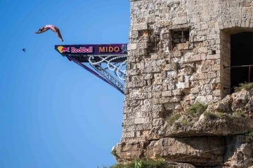 Red Bull Cliff Diving 15 yıl aradan sonra yeniden T&uuml;rkiye&rsquo;de