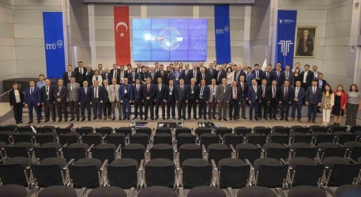 Rekt&ouml;r Hacım&uuml;ft&uuml;oğlu, T&uuml;rkiye-&Ouml;zbekistan Eğitim Forumu&rsquo;na katıldı

