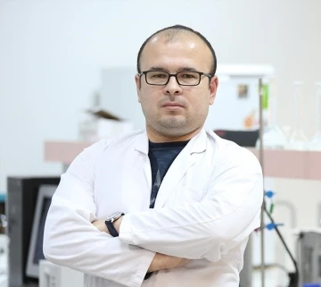 Rekt&ouml;r Kutluhan, Pamukkale &Uuml;niversitesinde idareci kıyımına devam ediyor
