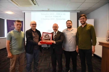 Rekt&ouml;r S&ouml;zbir Teknofest 2023&rsquo;te &ouml;d&uuml;l kazanan mensuplarla bir araya geldi
