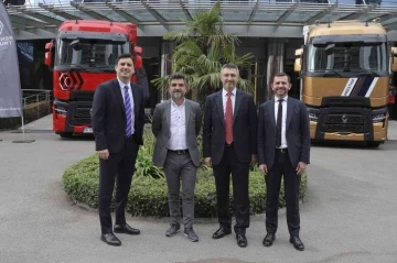 Renault Trucks T&uuml;rkiye, 2022 yılını ithal &uuml;r&uuml;nler arasında lider olarak tamamladı
