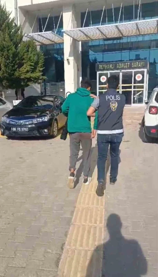 Reyhanlı il&ccedil;esinde bı&ccedil;akla yaralama olayının ş&uuml;phelisi tutuklandı
