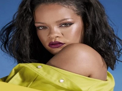 Rihanna'nın malikanesine silahlı saldırı
