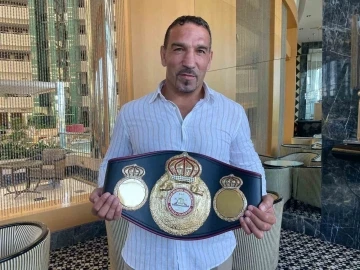 Rocky filmini ger&ccedil;eğe d&ouml;n&uuml;şt&uuml;ren adam: &rsquo;Sende yetenek yok&rsquo; dediler, iki kez D&uuml;nya Şampiyonu oldu
