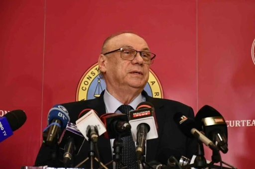 Romanya Anayasa Mahkemesi cumhurbaşkanlığı se&ccedil;iminin ilk turuna ait sonu&ccedil;ları onayladı
