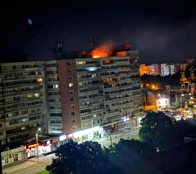Romanya&rsquo;daki bir apartmana Rus İHA&rsquo;sı isabet etti: 2 yaralı