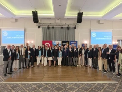 Rotary 2440'da yeni d&ouml;nem başladı