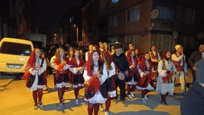 Rumeli geleneği Bursa'da sahura renk kattı