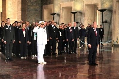 RUMELİSİAD'tan Anıtkabir ziyareti