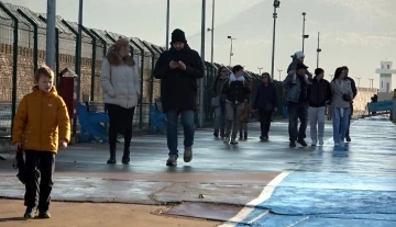 Rus turistleri taşıyan dev gemi sezonun son seferini ger&ccedil;ekleştirdi