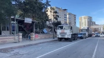 Rus yardım ekipleri deprem b&ouml;lgesinde
