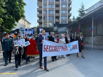 Rusya B&uuml;y&uuml;kel&ccedil;iliği&rsquo;nde "Zafer G&uuml;n&uuml;" kutlandı
