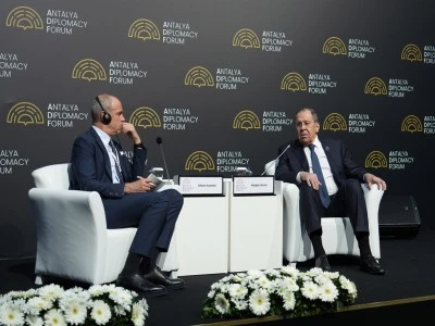Rusya Dışişleri Bakanı T&uuml;rkiye'de konuştu: Sabırlı insanlarız ama sabır taşı &ccedil;atlayınca farklı olacaktır