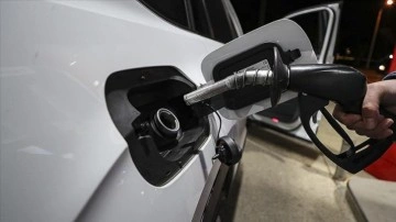 Rusya'nın akaryakıt ihracatını kısıtlaması k&uuml;resel piyasadaki arz sıkıntısını derinleştirebilir