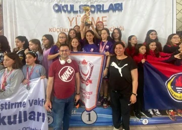 Sabiha K&ouml;stem Ortaokulu &Ouml;ğrencilerinden Y&uuml;zmede Gururlandıran Başarı
