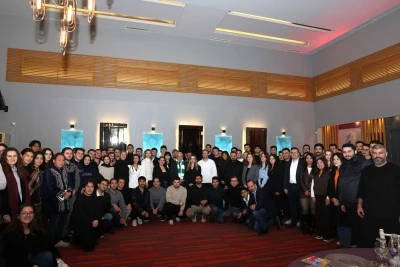 Şadi &Ouml;zdemir: Nil&uuml;fer kent y&ouml;netiminde gen&ccedil;ler &ccedil;ok &ouml;nemli 