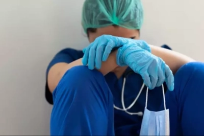 Sağlık &Ccedil;alışanları Yapısal Sorunlar Nedeniyle T&uuml;kenmişlik Yaşıyor